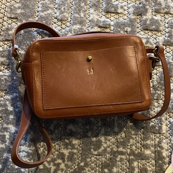 Madewell Handbags - Madewell transport camera bag AA113 MONO “EJ”